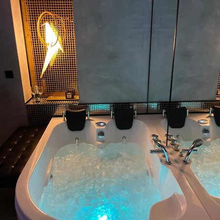 Apartament Z Jacuzzi W Sercu Krakowa Ngoại thất bức ảnh