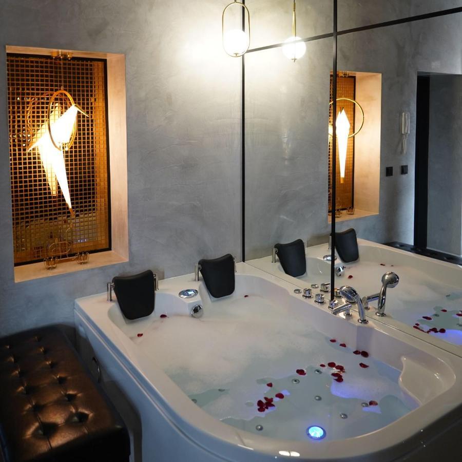 Apartament Z Jacuzzi W Sercu Krakowa Ngoại thất bức ảnh